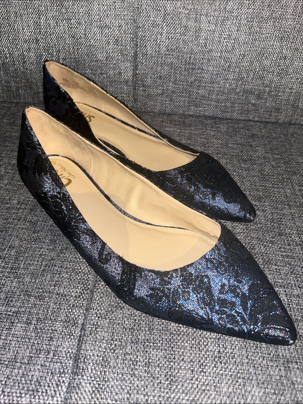 NEW - Circus by Sam Edelman Navy & Black Floral Pointed Toe Flats